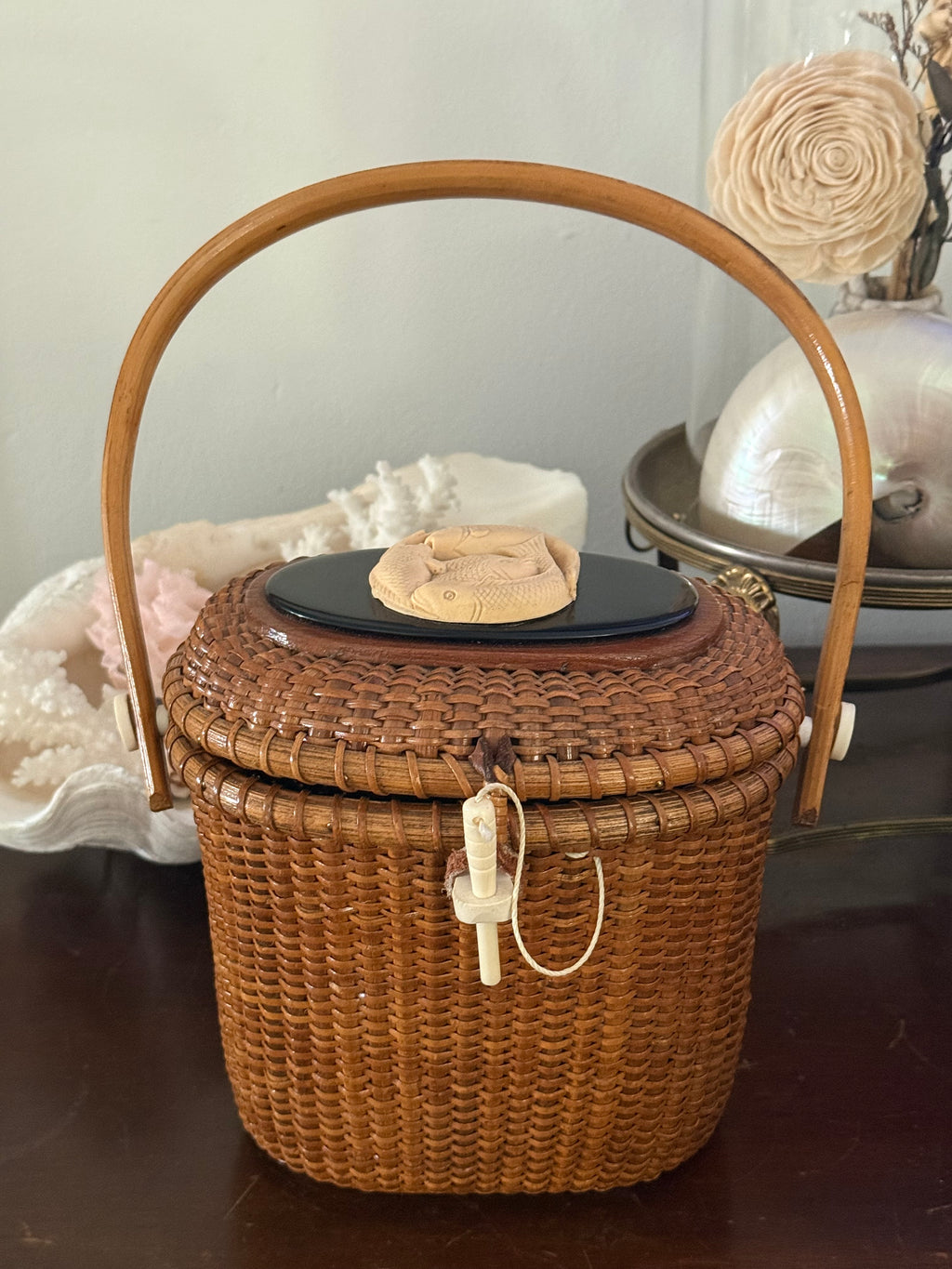 Vintage Farnum Nantucket Basket Purse