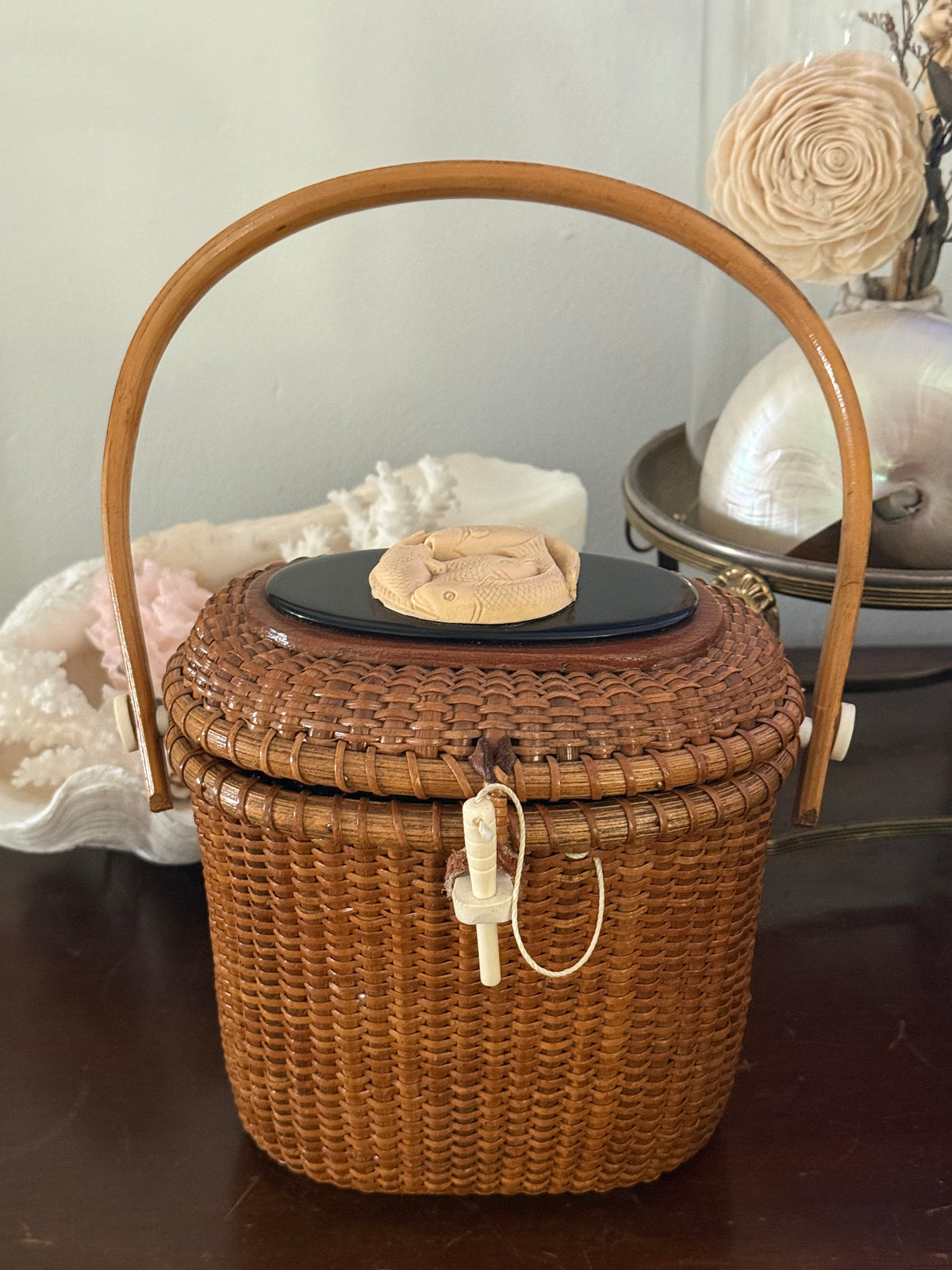 Vintage Farnum Nantucket Basket Purse