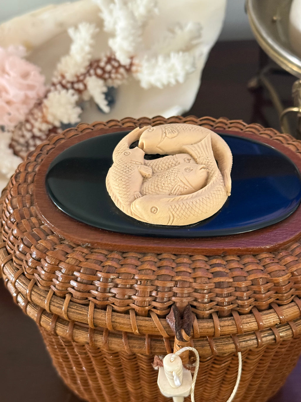 Vintage Farnum Nantucket Basket Purse