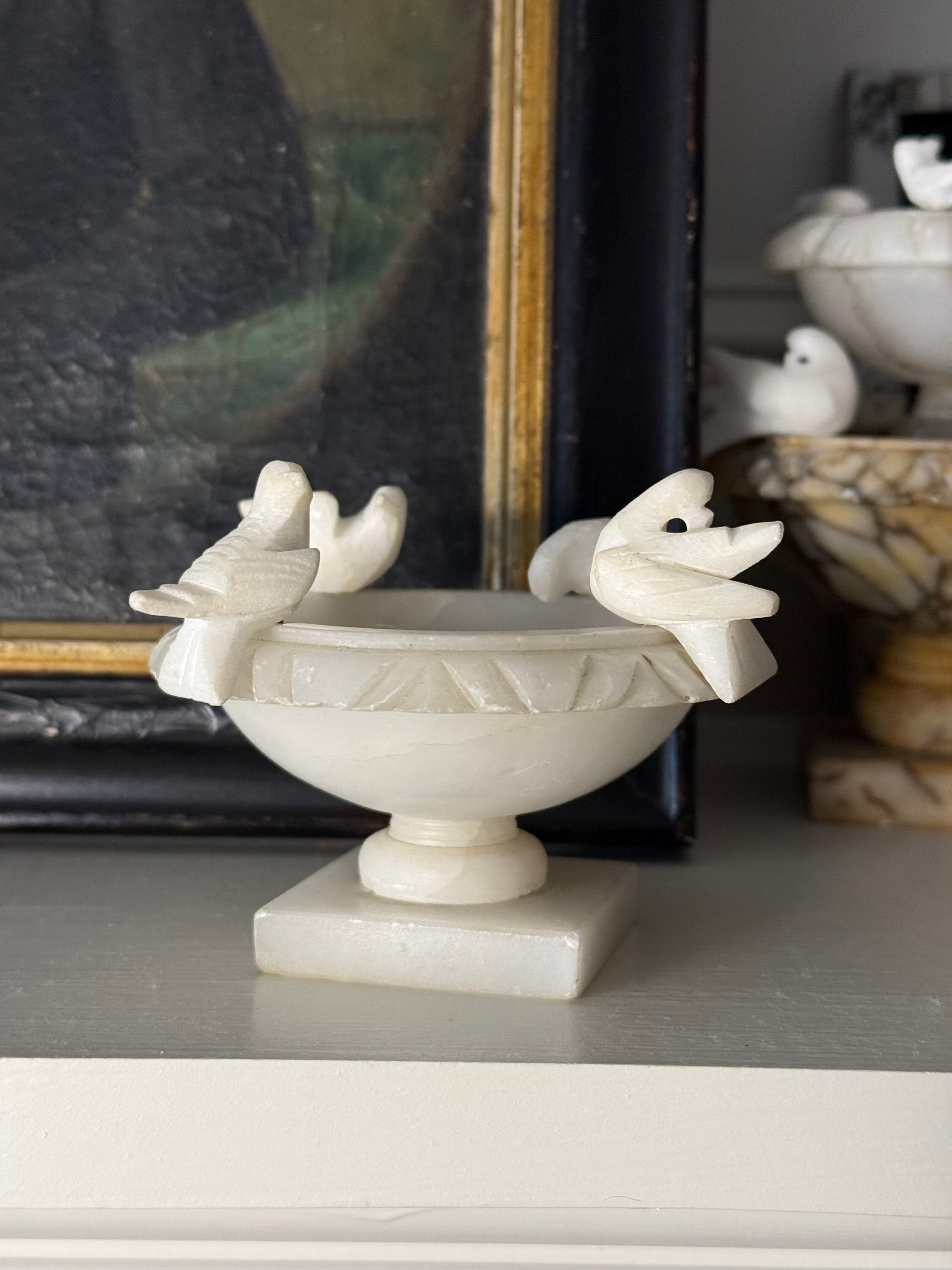 Mid-Century Alabaster Bird Bath with 4 Birds